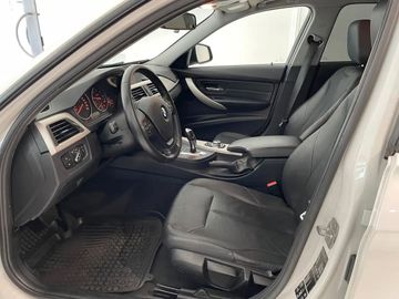 BMW 320 - 4