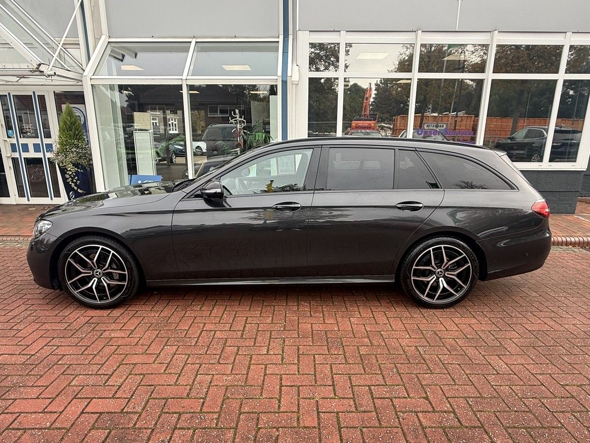 Mercedes-Benz E 200 T AMG Line 4Matic,Pano,AHK,Navi,Garantie imagem 3
