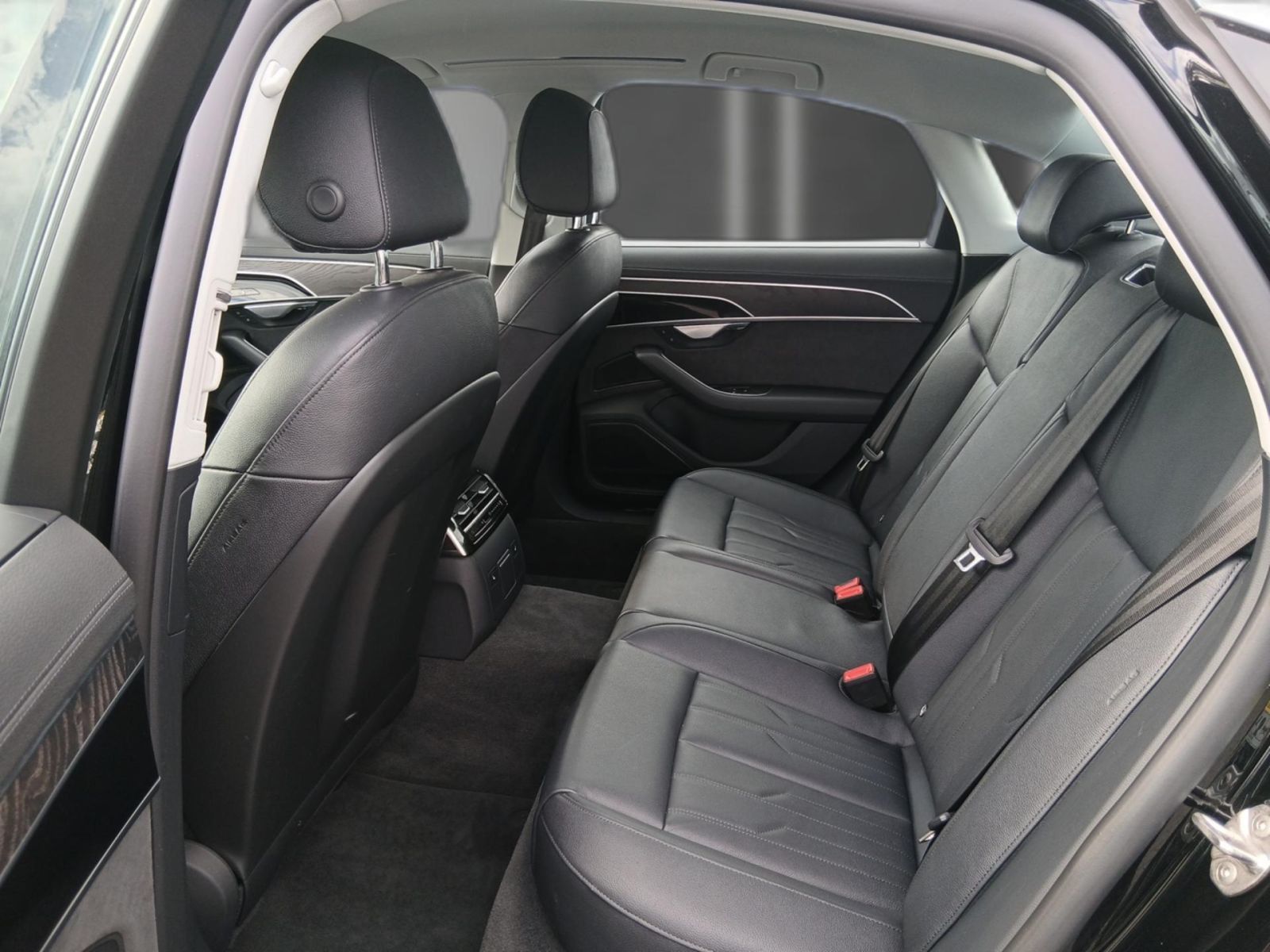 Audi A8 - Bild 11
