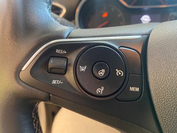 Bild 23 Opel Crossland (X) CROSSLAND ELEGANCE ALLWETTERR. WINTERPAKET RFK