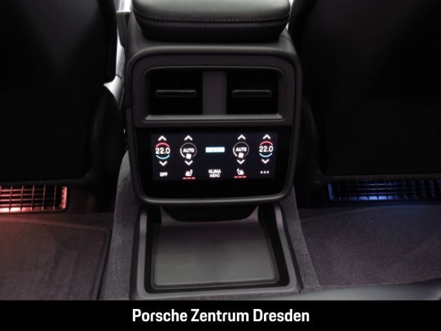 Porsche Taycan - Bild 24