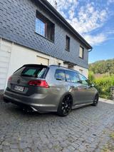 Volkswagen Golf 2.0 TSI DSG 4MOTION BMT R Variant R - Volkswagen Golf: Automatik, Variant