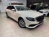 Mercedes-Benz E 220 T d Navi Teilleder RueFaKa Spurassist. Amb - Mercedes-Benz E 220 Gebrauchtwagen in Frankfurt