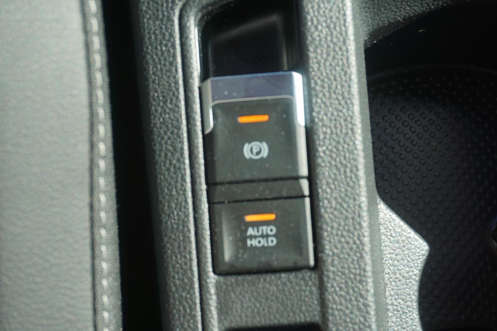 Volkswagen T-Roc 1.5 TSI R-Line DSG LED Navi ACC AHK DAB