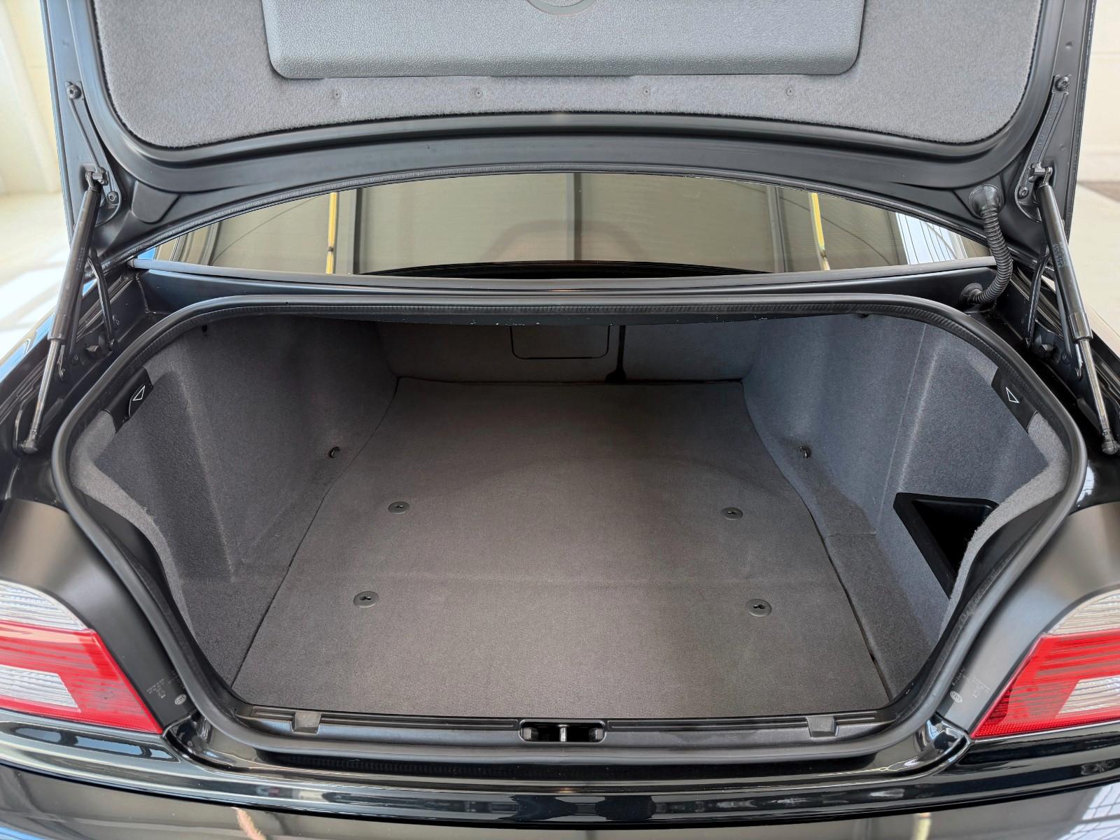 BMW 520i 170ch BVA Pack M d'origine Shadow-Line GSD Sièges Alcantara