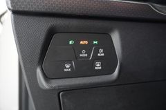 Fahrzeugabbildung Seat Leon ST 2.0D STYLE 7-DSG NAVI/SHZ/KAMERA/PDC/DAB