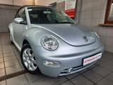 Volkswagen New Beetle Cabriolet 1.6 - Volkswagen New Beetle mit Benzin-Antrieb: Silber, Cabrio, 1.6
