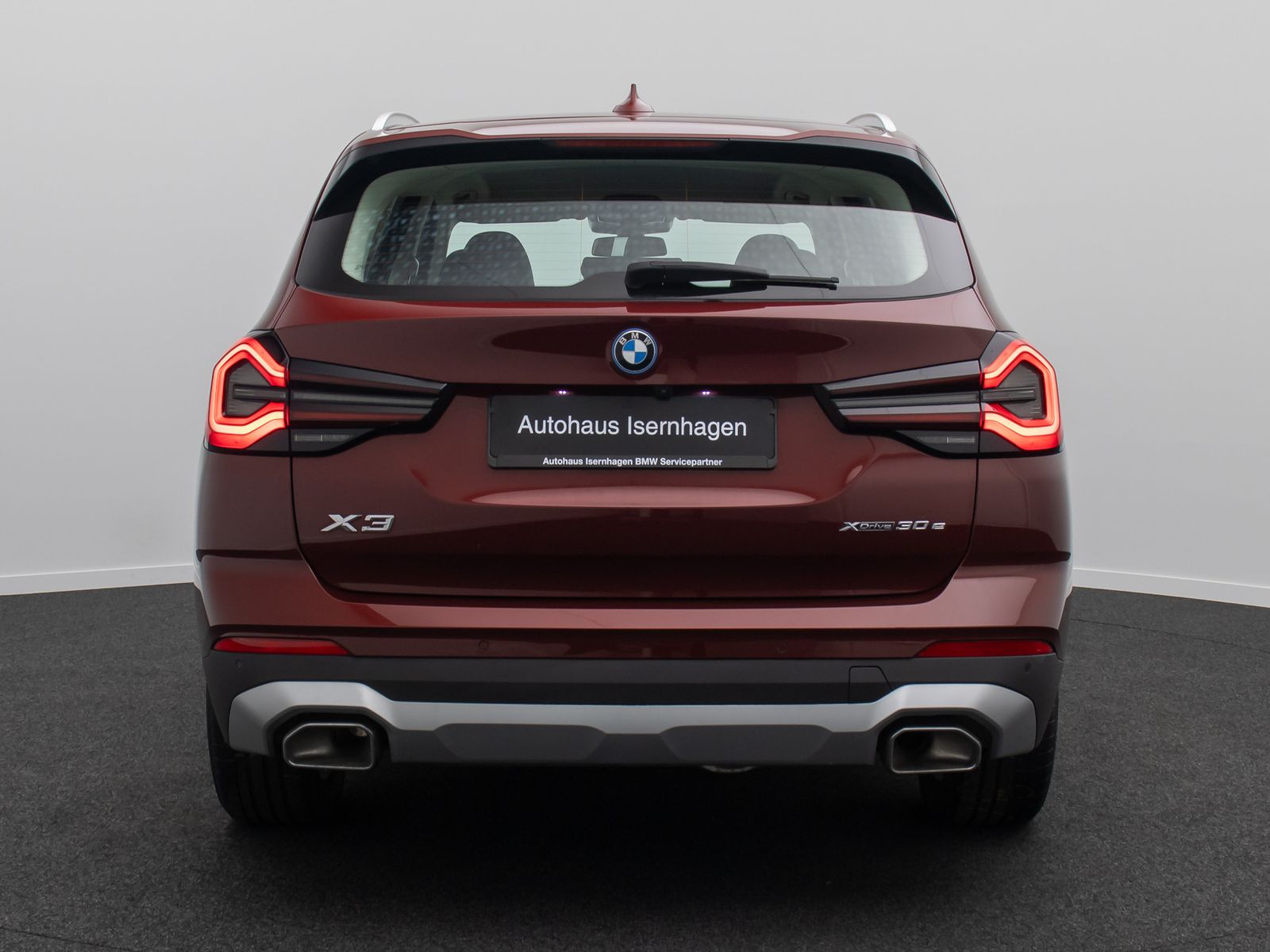 Fahrzeugabbildung BMW X3 xD30e Laser Kamera HUD DAB HiFi AHK Komfort