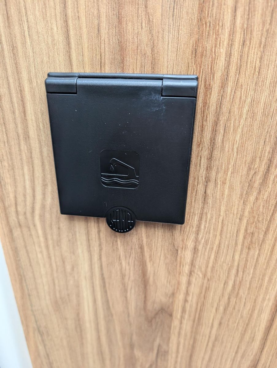 Fahrzeugabbildung Karmann Dexter 4x4 DE 570 AW Klima, RückfahrCAM, AHK