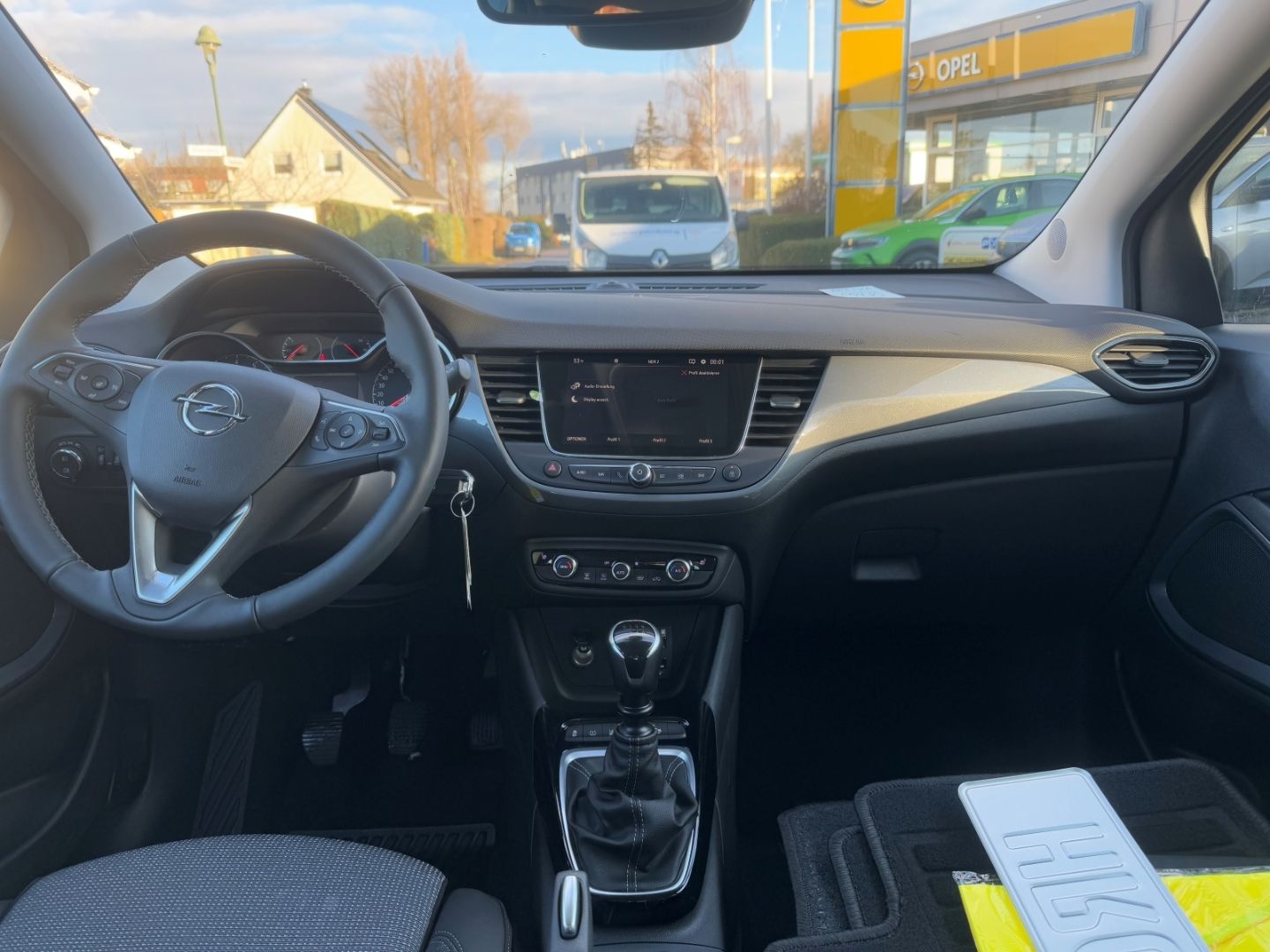 Fahrzeugabbildung Opel Crossland Elegance 1.2 Turbo  SHZ+LHZ+Kamera