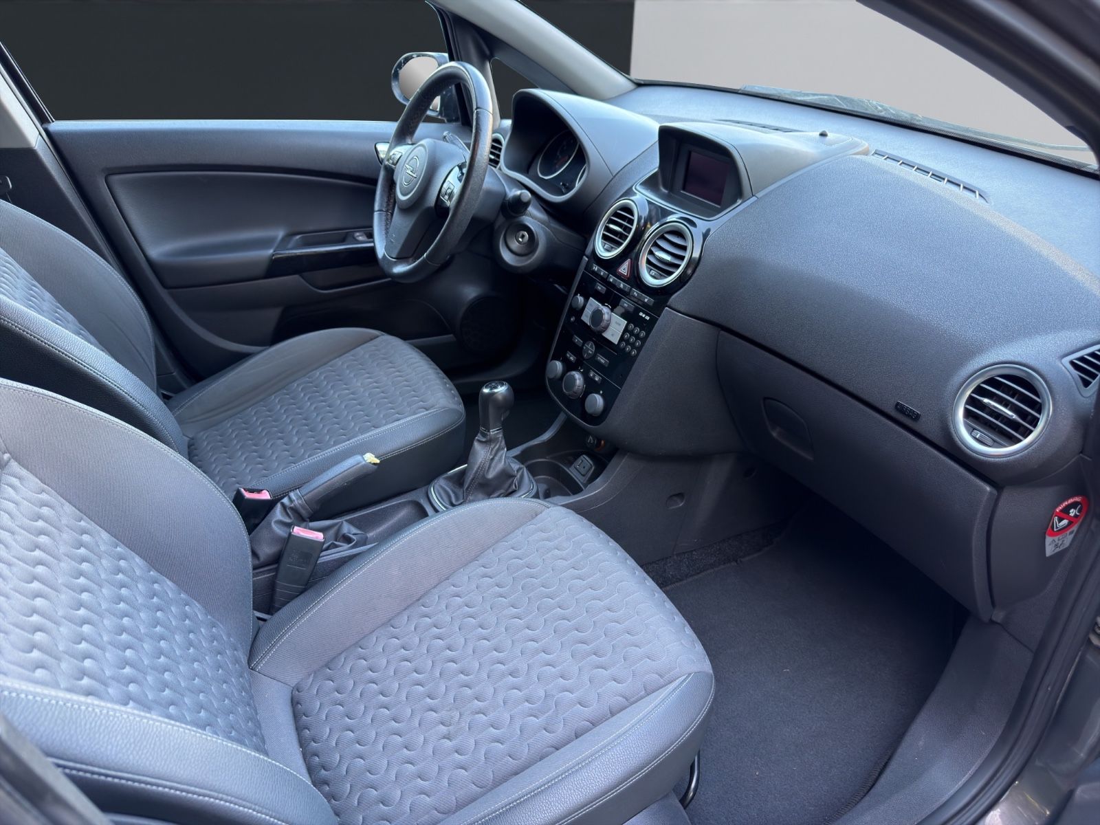 Fahrzeugabbildung Opel Corsa D Innovation*2.Hand*Sitzheiz*Tempom*