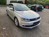 Volkswagen Jetta 2.0 TDI DSG Highline Automatik - Volkswagen Jetta aus 2012: TDI