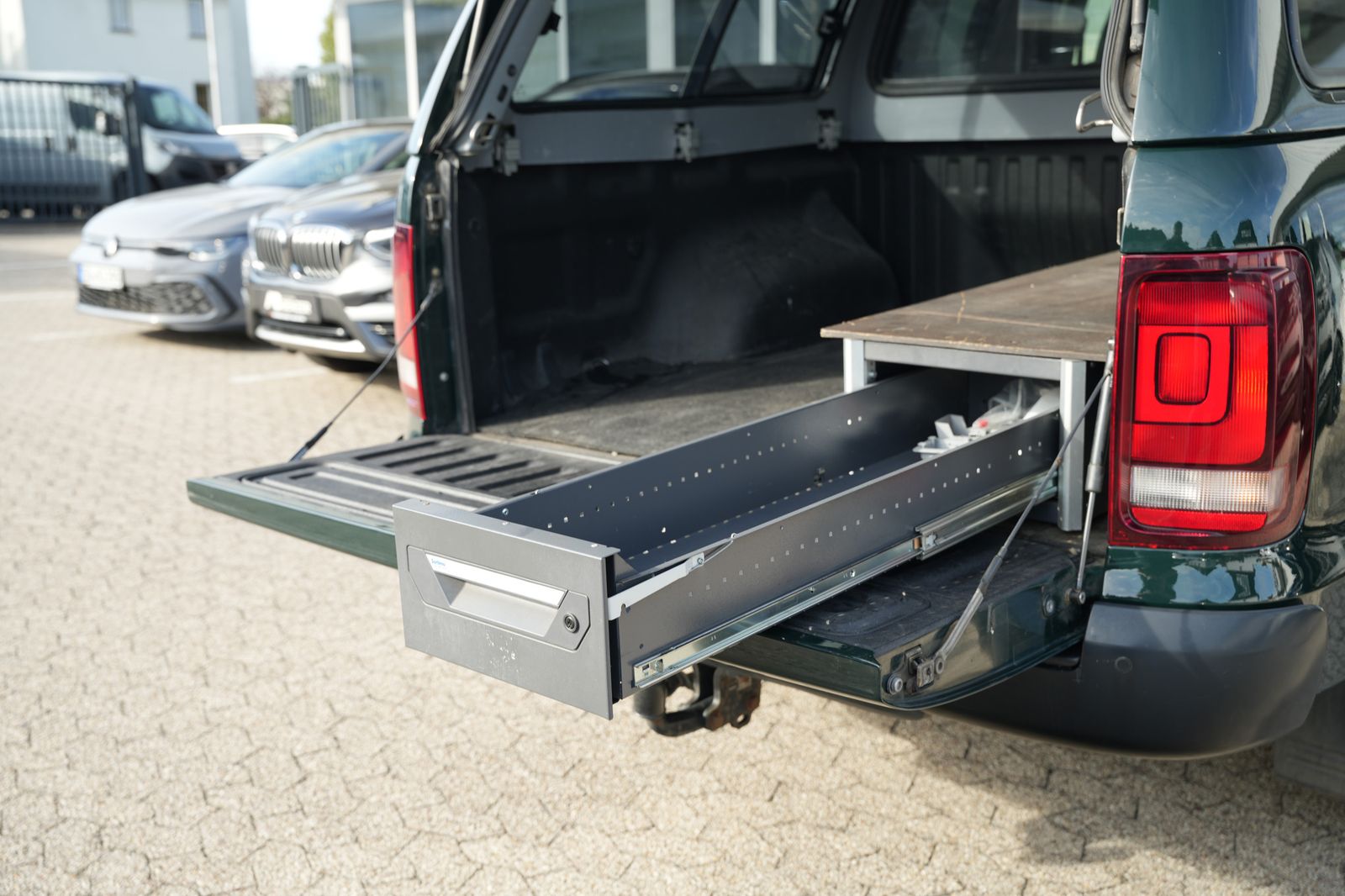 Fahrzeugabbildung Volkswagen Amarok DoubleCab/NAVI/KAMERA/AUTOM/LEDER