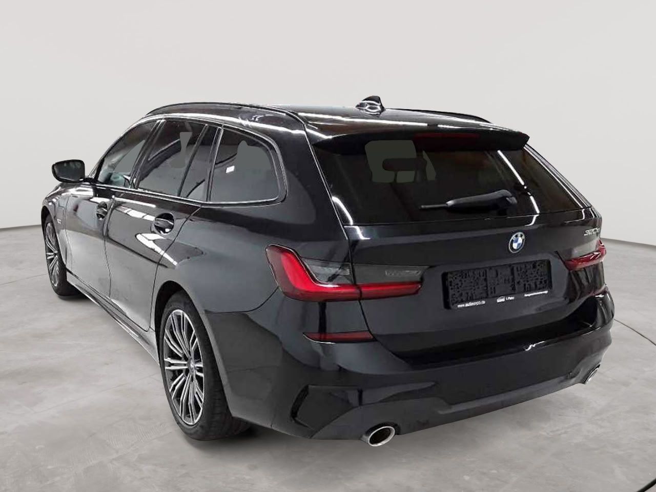 BMW 320e Touring Aut. M Sport Navi Pano SHZ foto 2