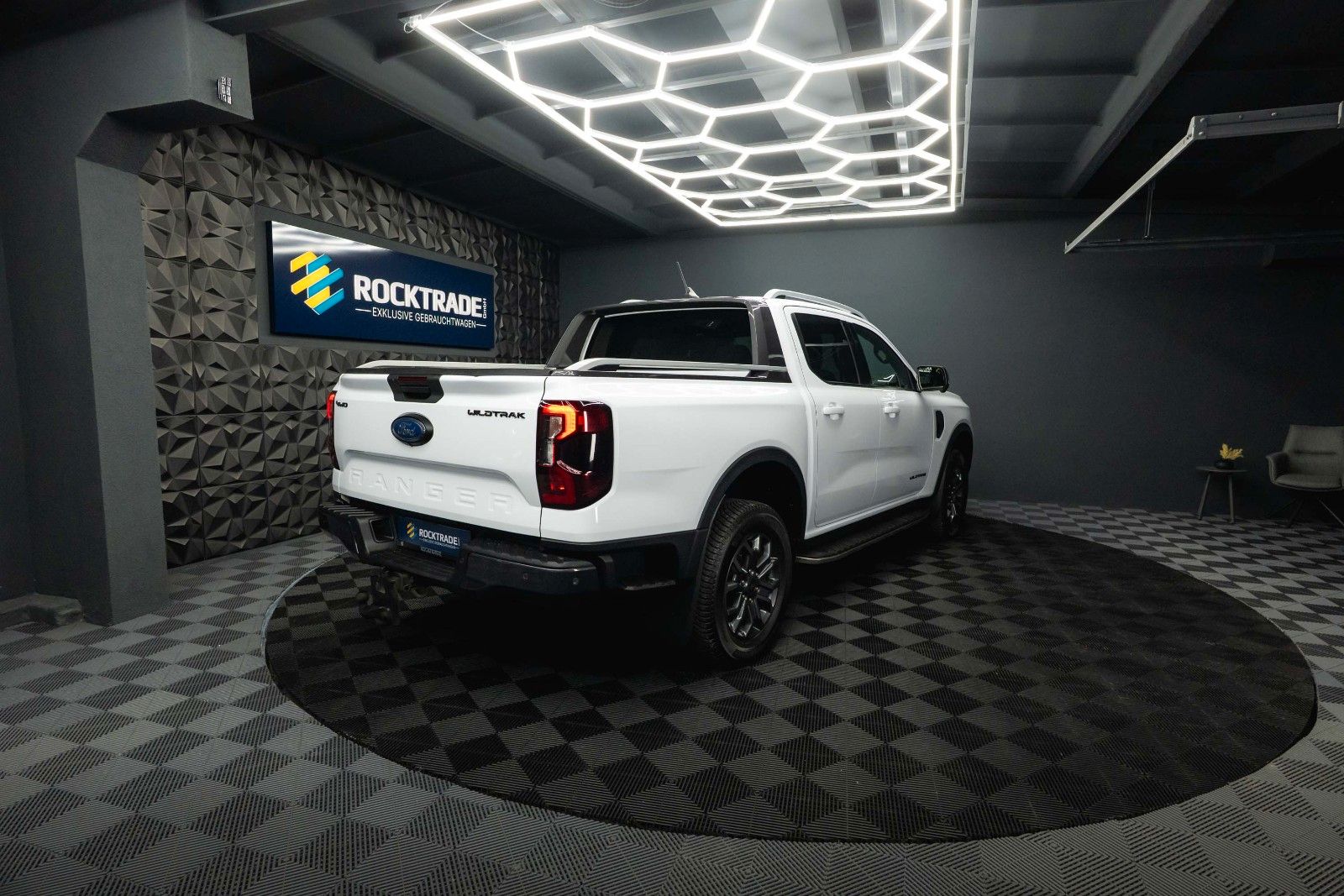 Fahrzeugabbildung Ford Ranger Wildtrak e-4WD Doppelkabine Offroad *ACC*