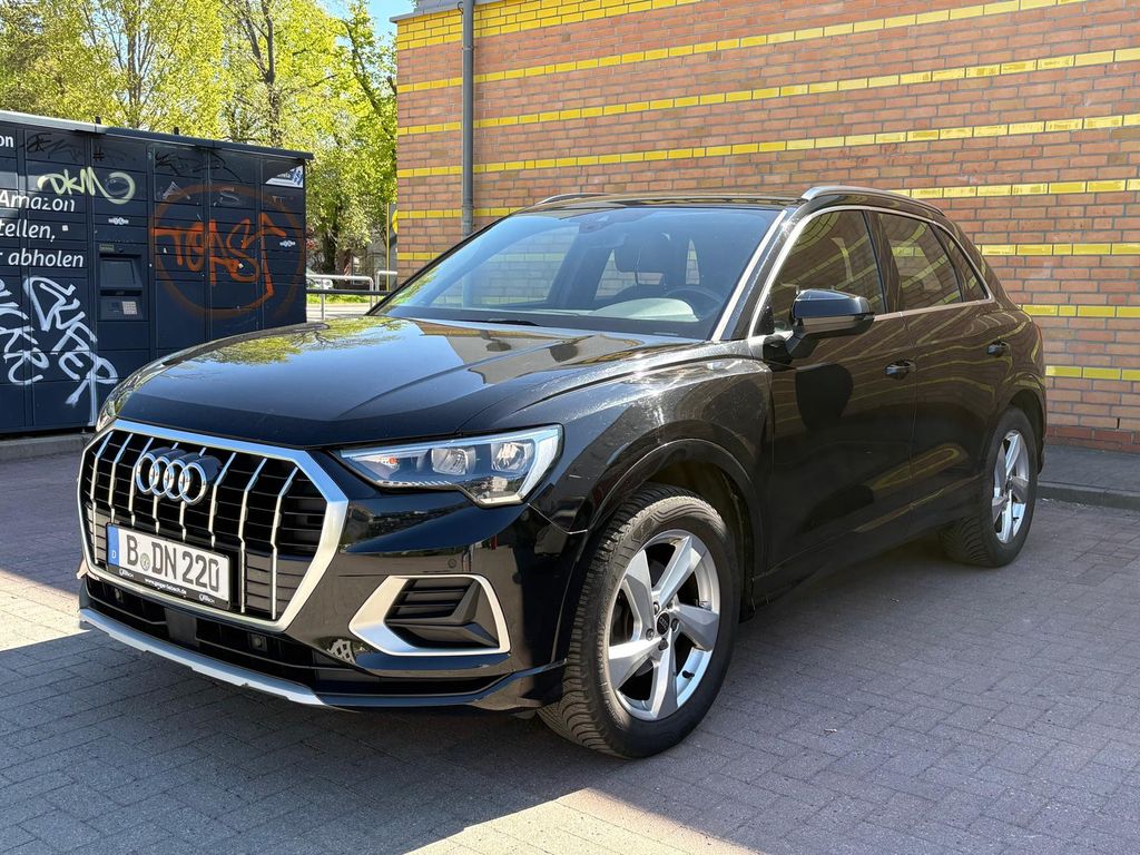 Image of Audi Q3
