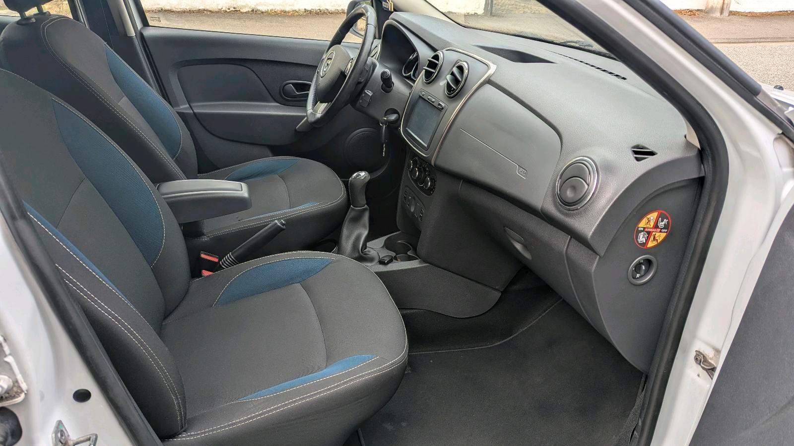 Dacia Logan 2015 — photo 12