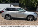 Mitsubishi Outlander Edition 100 2WD - Mitsubishi Outlander mit Benzin-Antrieb: Geländewagen
