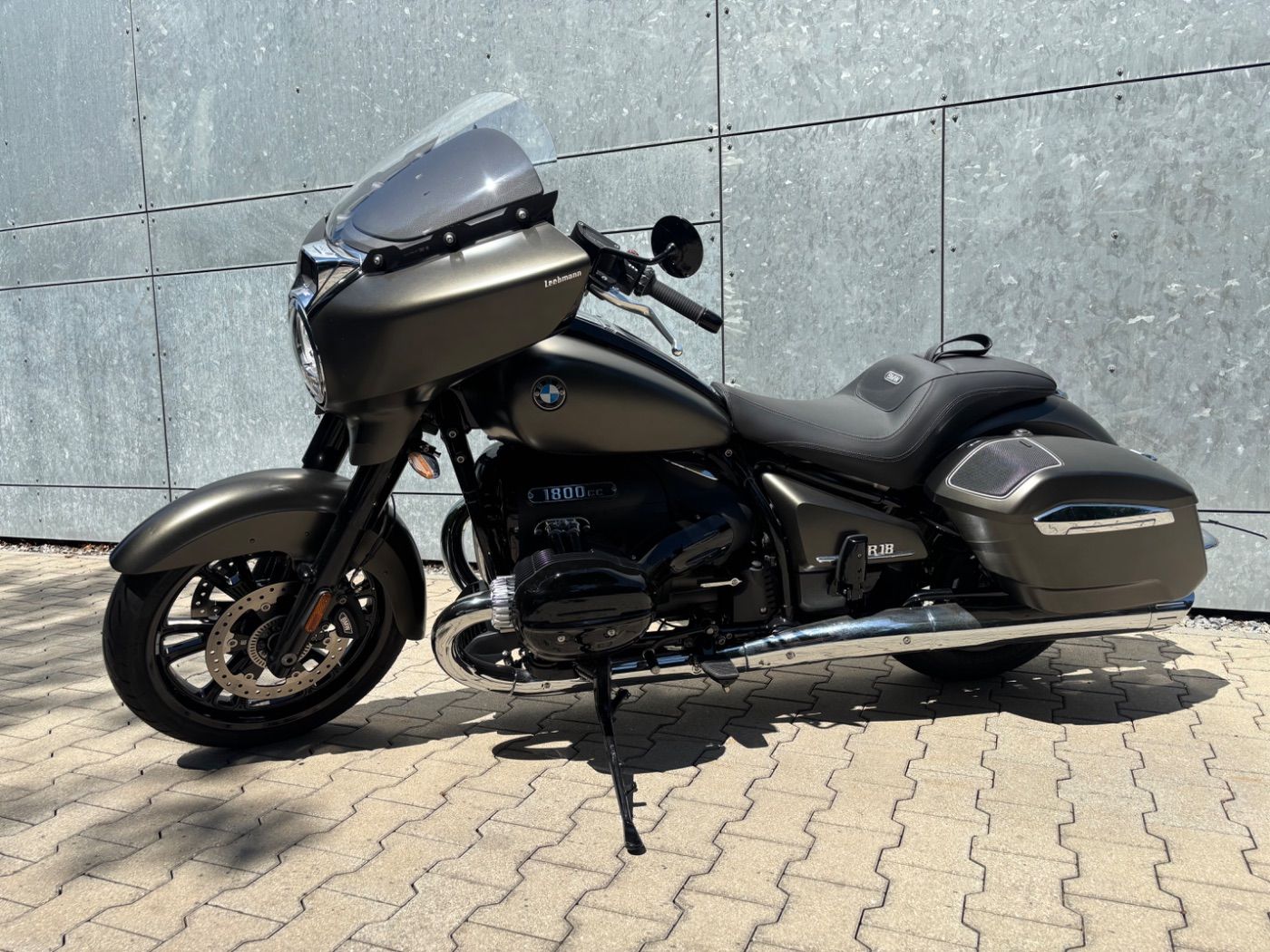 Fahrzeugabbildung BMW R 18 B Bagger Marshall ACC Rückfahrhilfe OIL INC