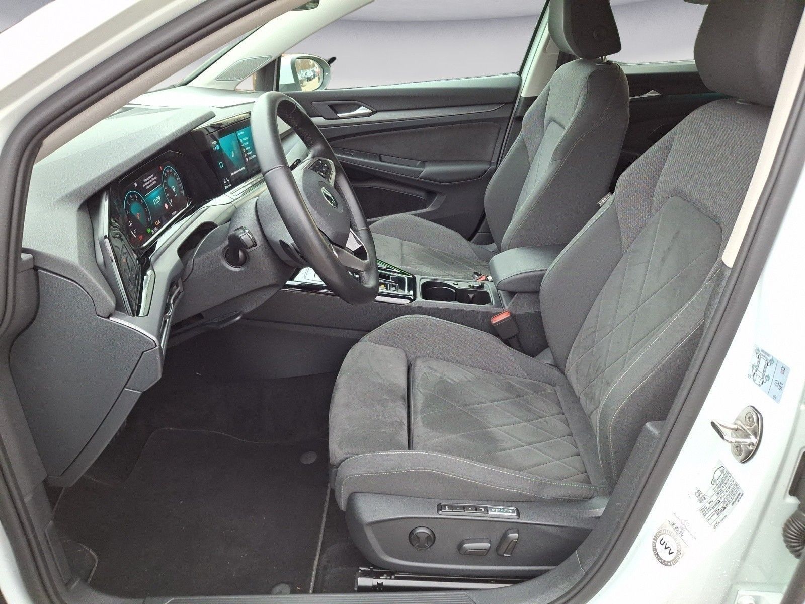 Volkswagen Golf - Bild 8