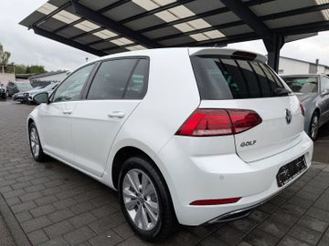 Volkswagen Golf - 4