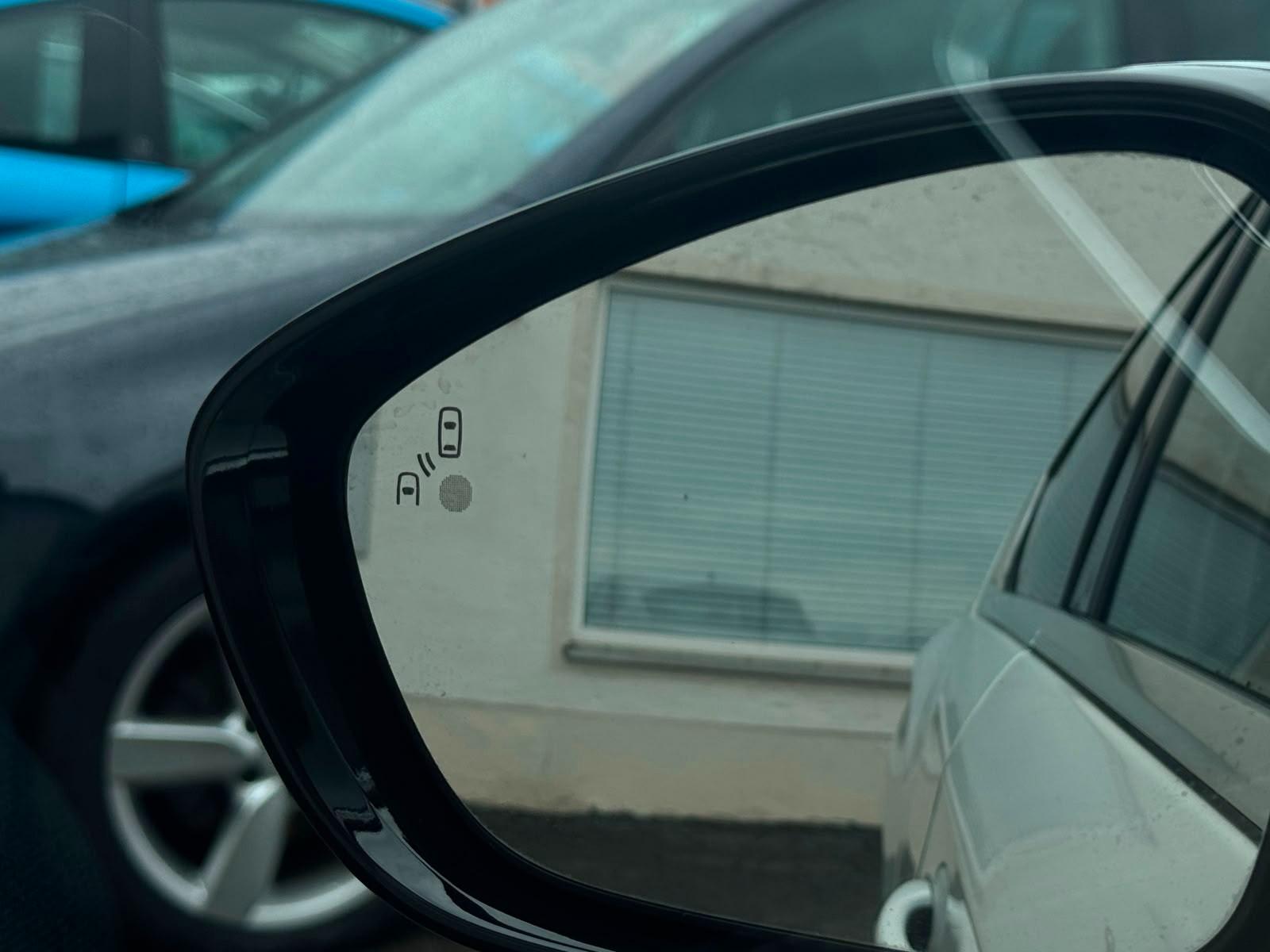 DS Automobiles DS4 1.6THP Automatik MEM MASSAGE NAVI HIFI-SOUND
