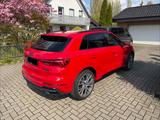 Audi Q3 40 TFSI quattro S line / Pano / AHK / Matrix - Audi Q3 von privat