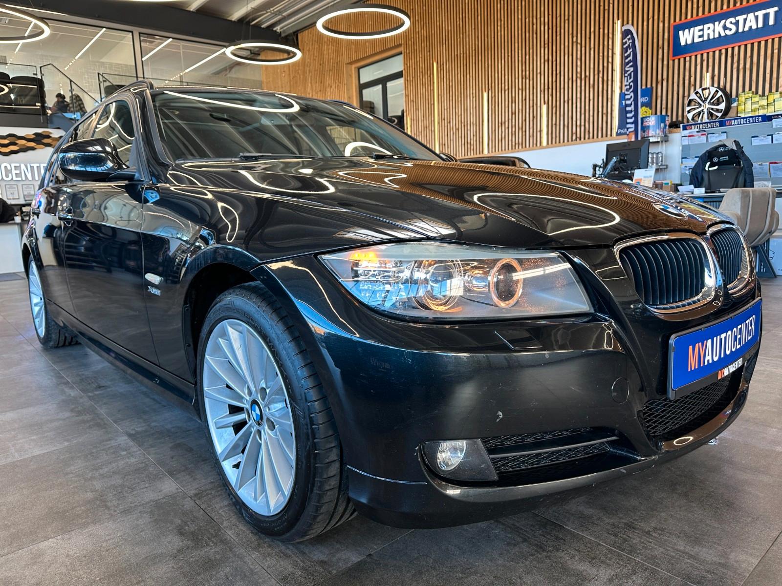 BMW 320 2011 — interior