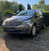 Mercedes-Benz B 150 Aut./Temp./ Special Edition  - silberne Mercedes-Benz B 150