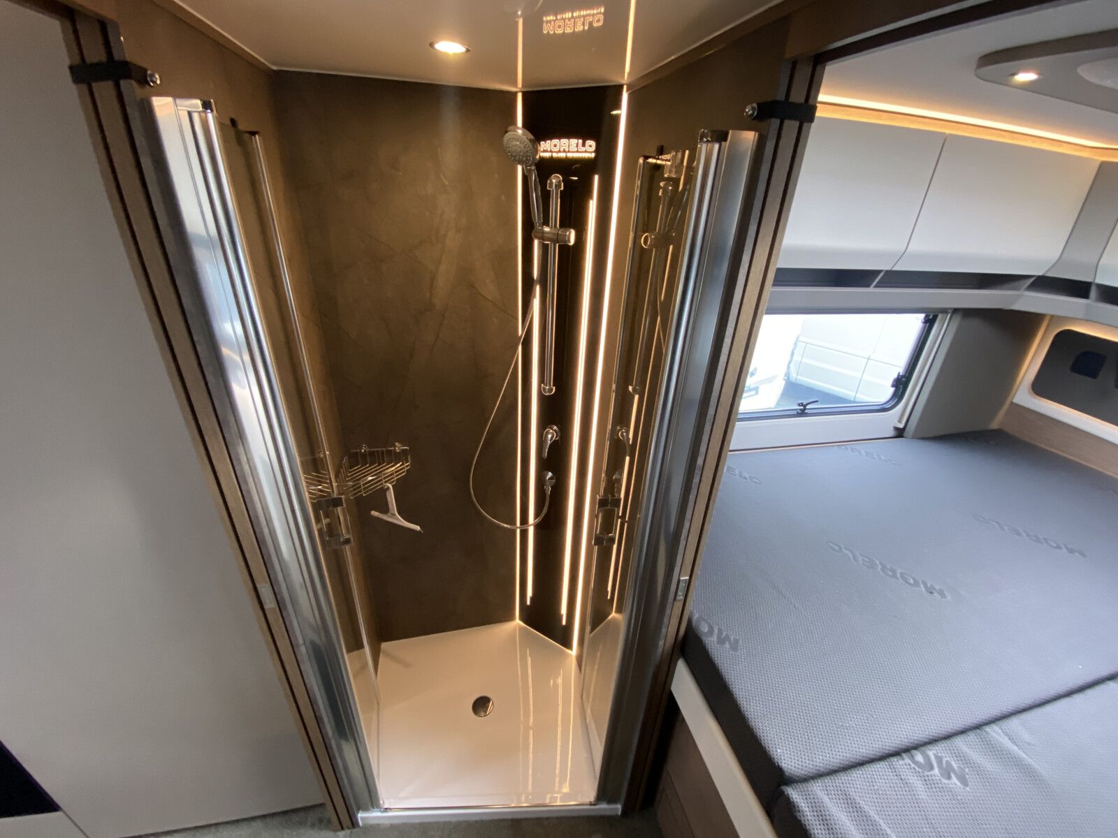 Fahrzeugabbildung Morelo Loft Alkoven 88 L AHK, Gastank, Spülmaschine