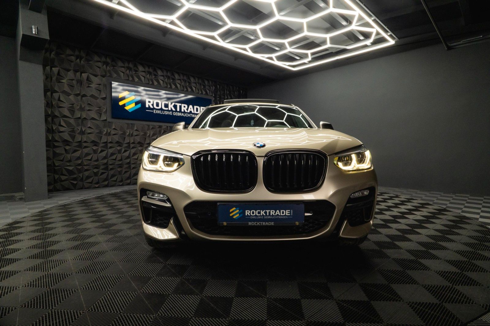 Fahrzeugabbildung BMW X4 M40i M Performance Shadow Line | Pano | LED