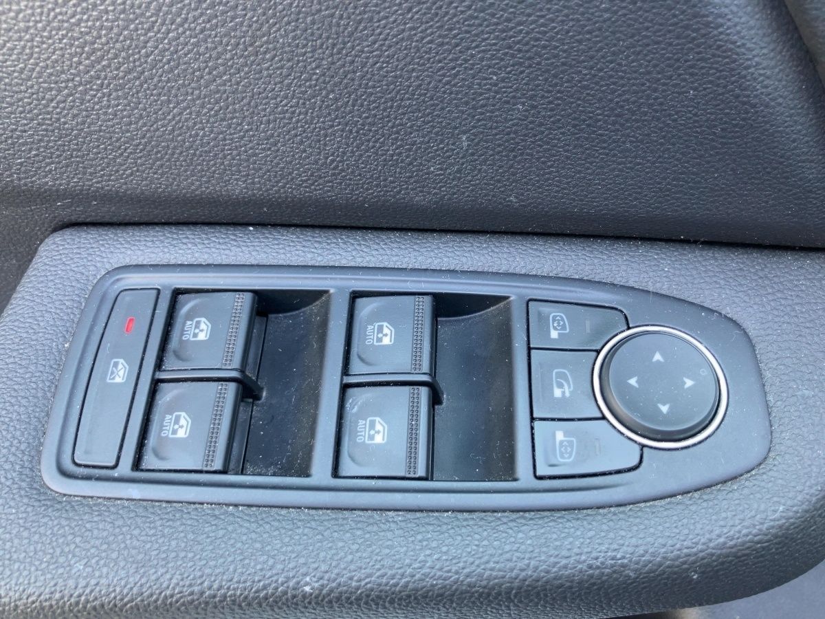 Renault Clio - Bild 17