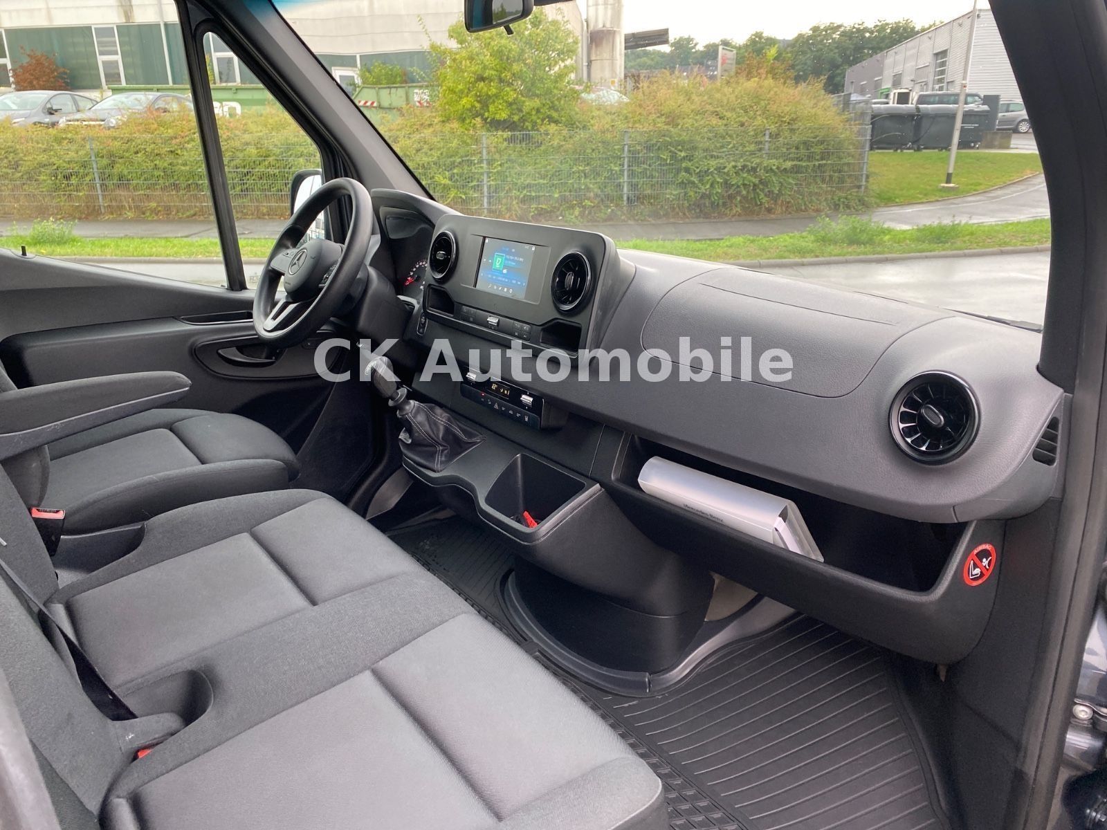 Fahrzeugabbildung Mercedes-Benz Sprinter III Kasten 214 H1L2/Navi/Klima/Kam/AHK