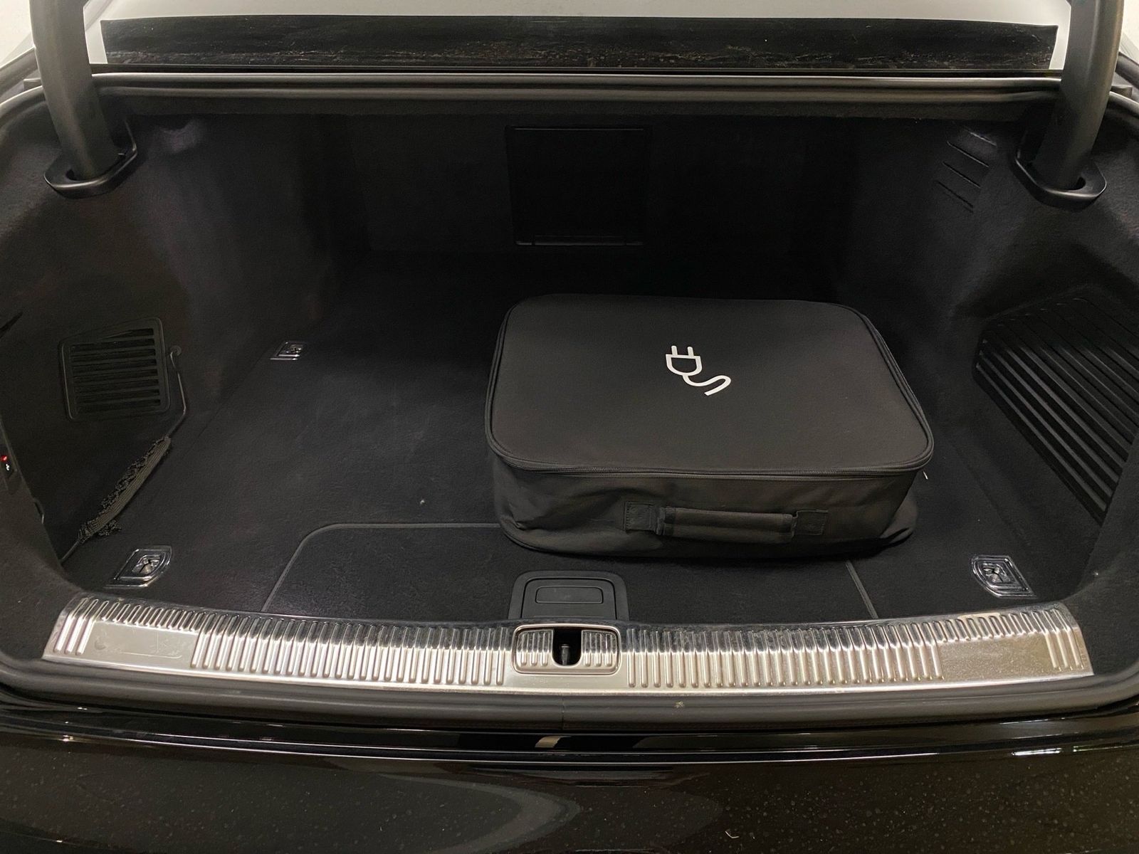 Audi A8 - Bild 15