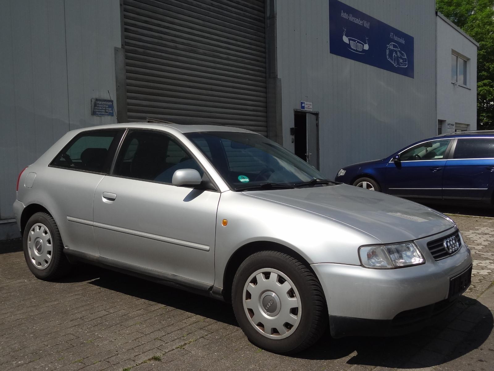 Audi A3 1.8 Aut. Ambiente/PDC/Klimaautomatik/