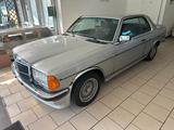 Mercedes-Benz 280 CE COUPE/Keine Rost H.Kennzeichen - Mercedes-Benz Coupé aus dem Jahr 1978