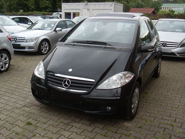 Mercedes-Benz A 150 Classic  / Lamellenschiebedach