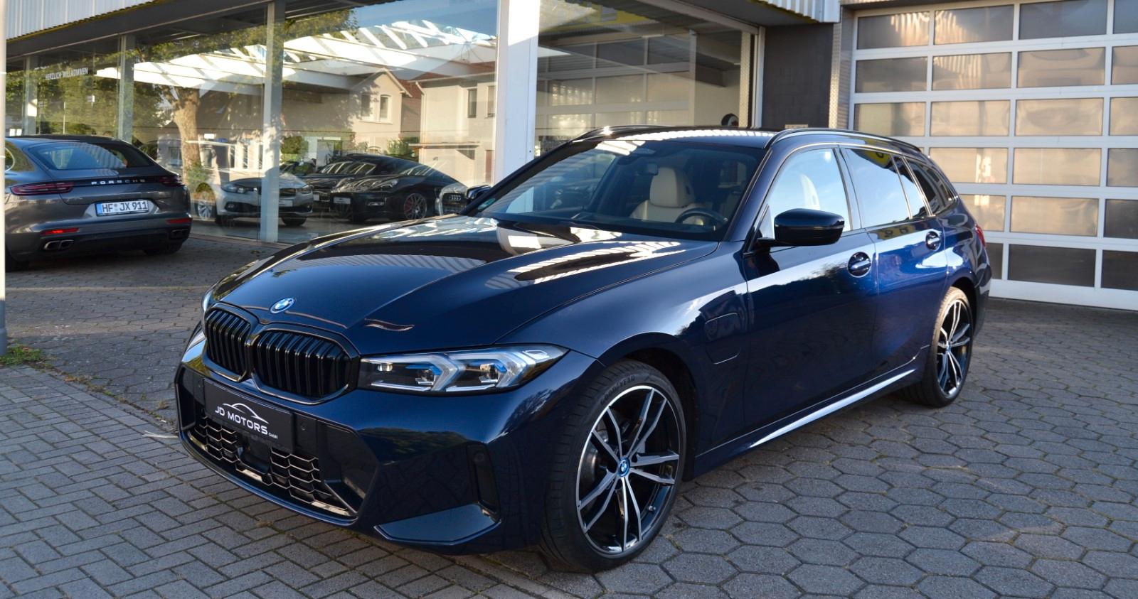 BMW 330e xDrive M Sport*HUD*360°*ACC*H&K*AHK*