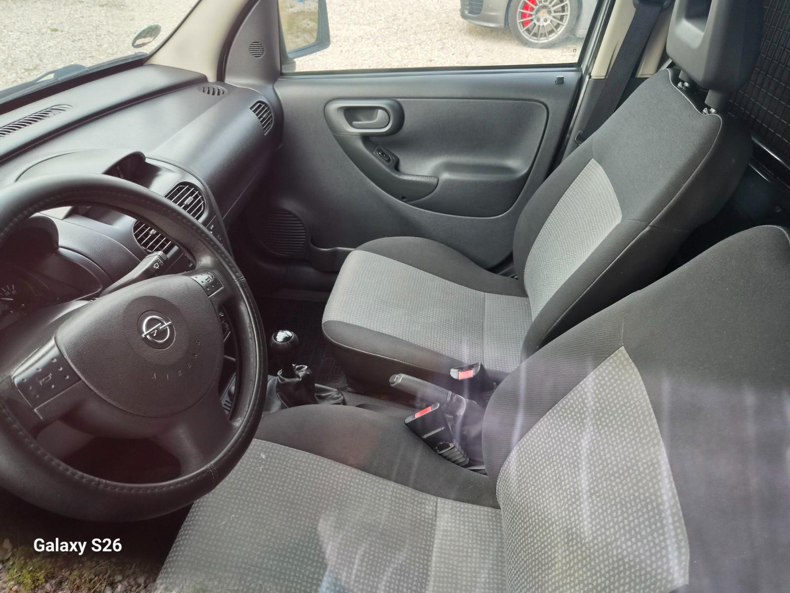 Opel Combo 2012 — photo 10
