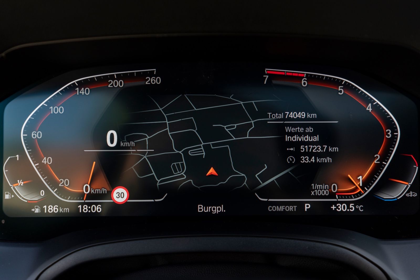 Fahrzeugabbildung BMW 430i Coupé M Sportpaket HUD LED KAM HIFI ACC