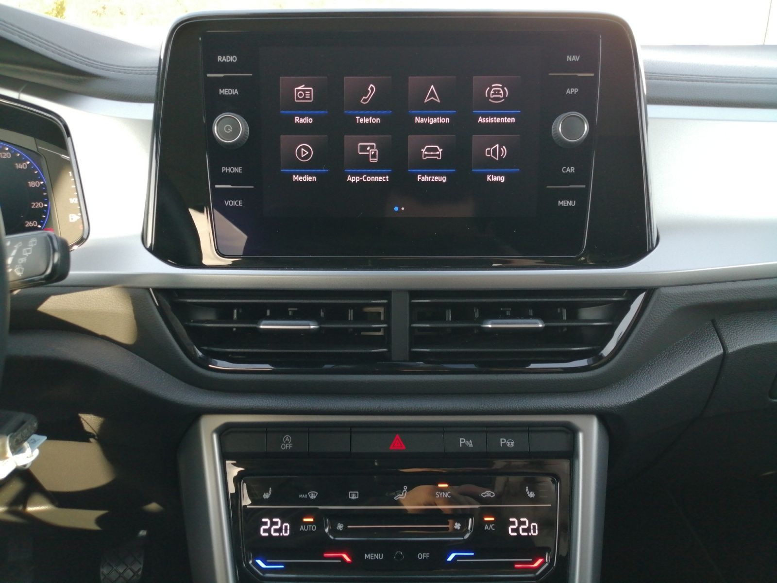 Volkswagen T-Roc - Bild 13