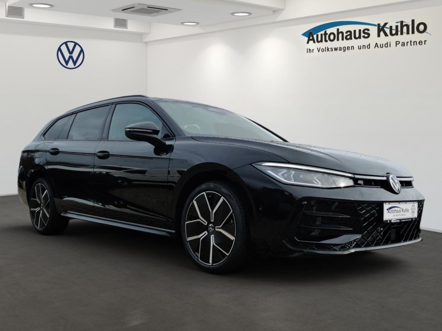Volkswagen Passat R-Line 1.5 eHybrid DSG Navi foto 2