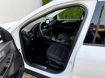 Ford Kuga - 10