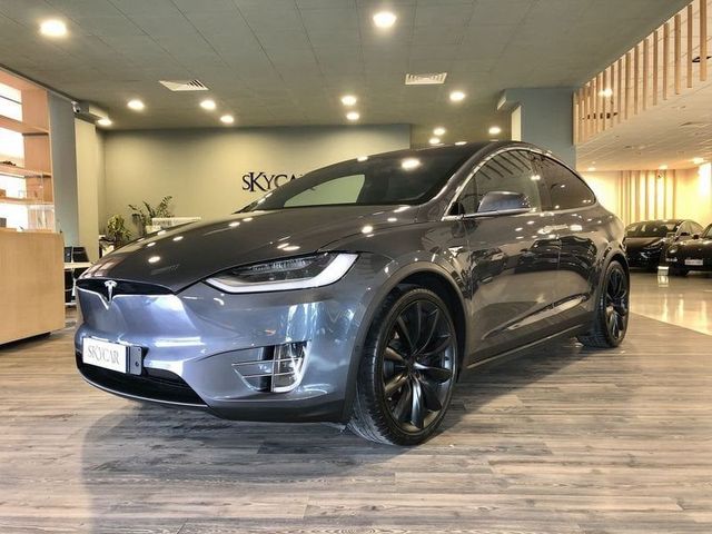 Tesla Model X Long Range AWD Raven 7 Posti Ganci