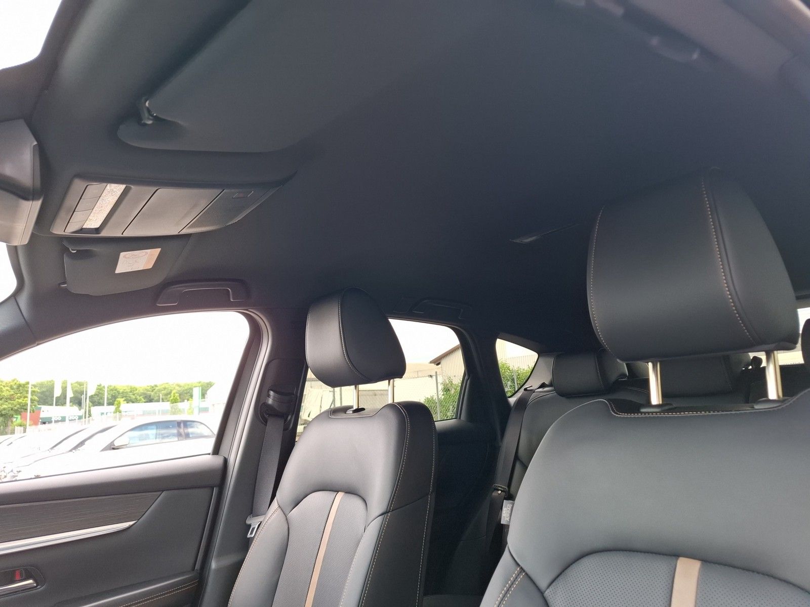 MAZDA CX-60 3.3L e-SKYACTIV D 254ps 8AT AWD Homura COS - Image 19