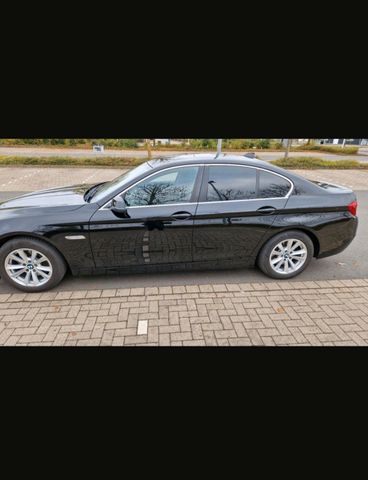 BMW 520d xDrive A -