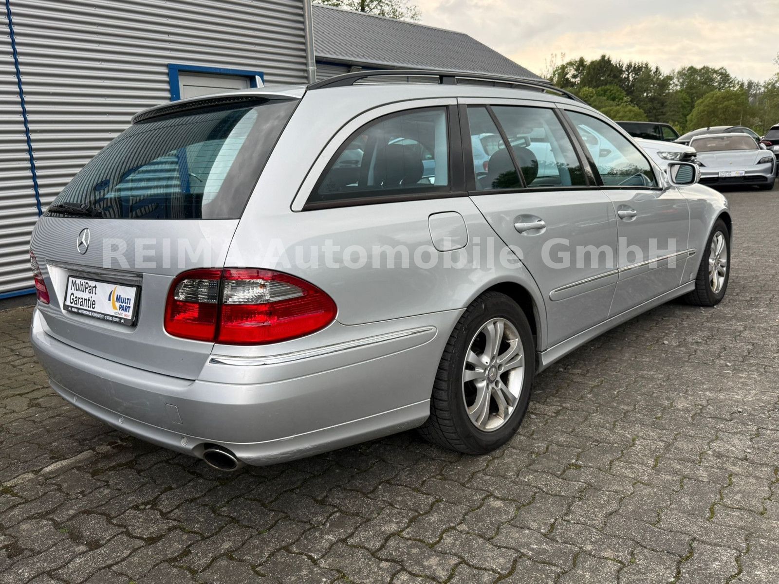 Fahrzeugabbildung Mercedes-Benz E 280  T-Modell Avantgard, ESSD, Leder, Xenon