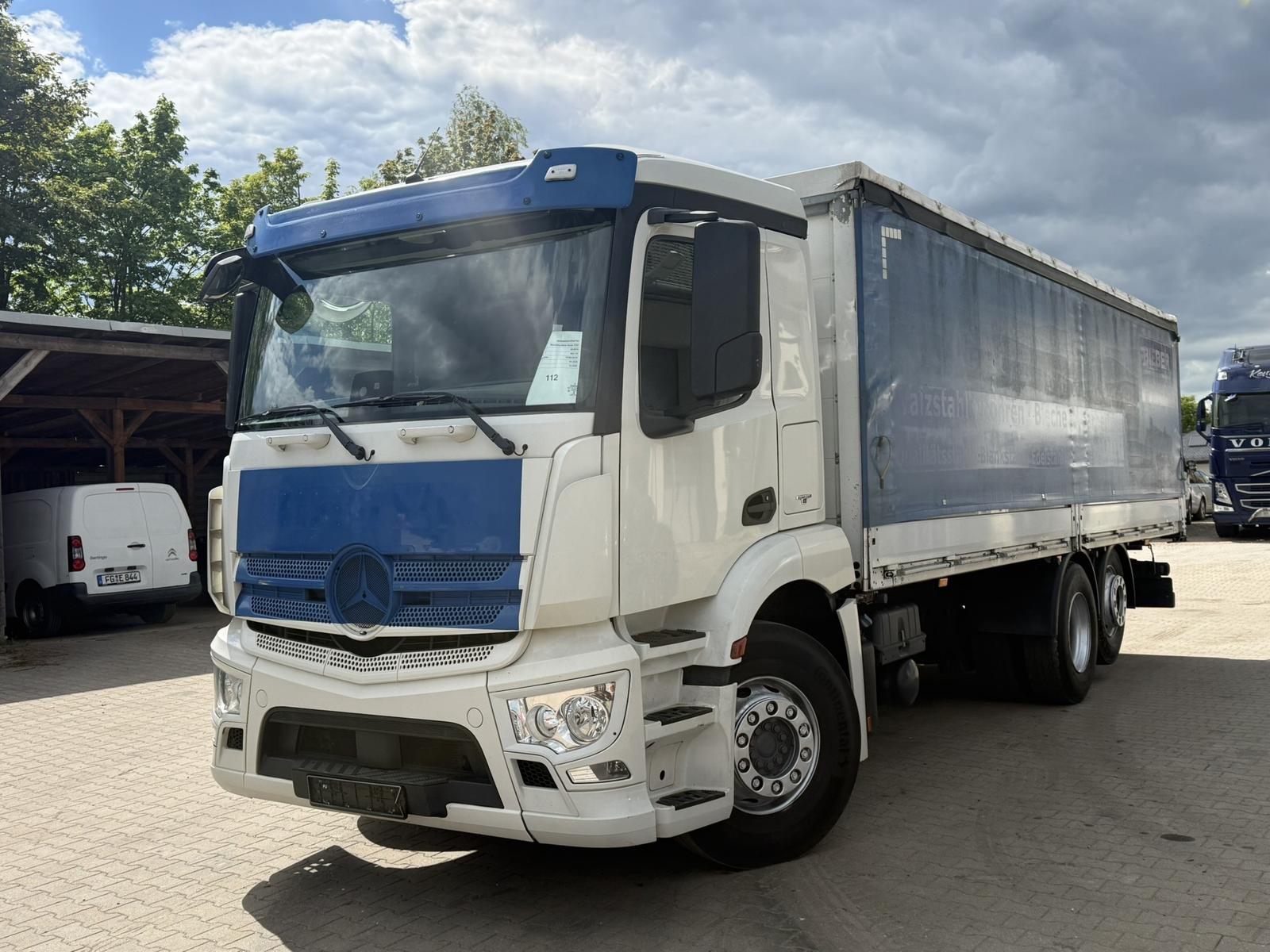 Mercedes-Benz Antos 2533 Bordwände*Bett*Edscha*Steckrungen*TOP