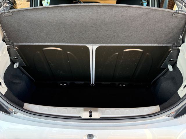 Toyota Aygo x-play touch Automatik