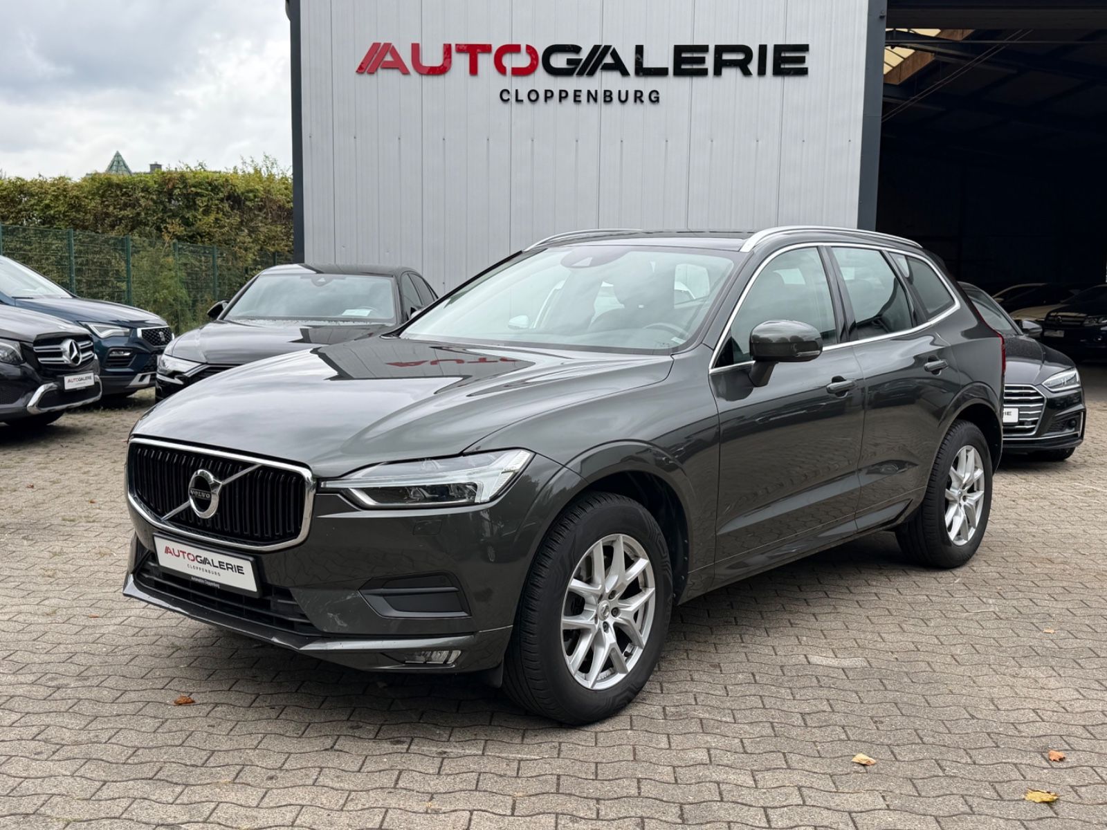 Volvo XC60 Momentum Pro 2WD